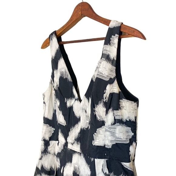 Vera Wang Fit & Flare V Neck Sleeveless Mini Dress - Picture 6 of 12